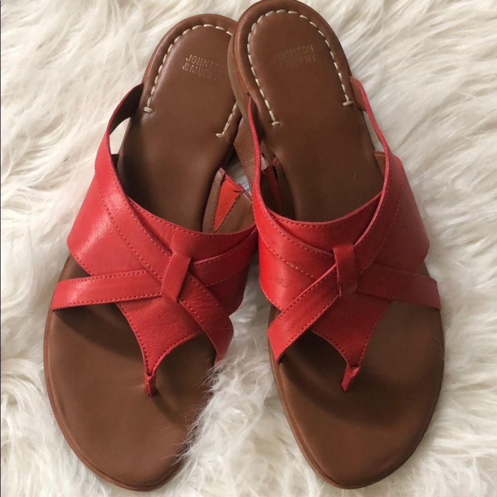 Johnston & Murphy Lynette Thong Sandal